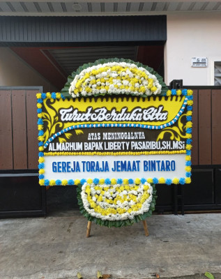 Papan Bunga Duka di Pasarkliwon